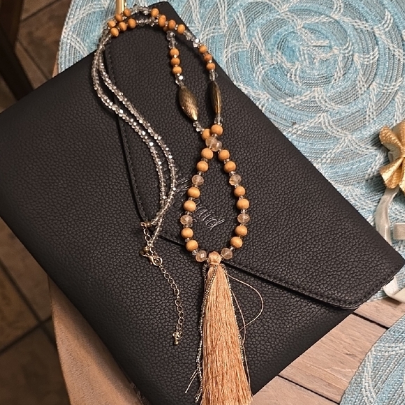 Milkmaid Black Clutch Bag W/ Matching Jewelry Haul. All Included! - Picture 7 of 9